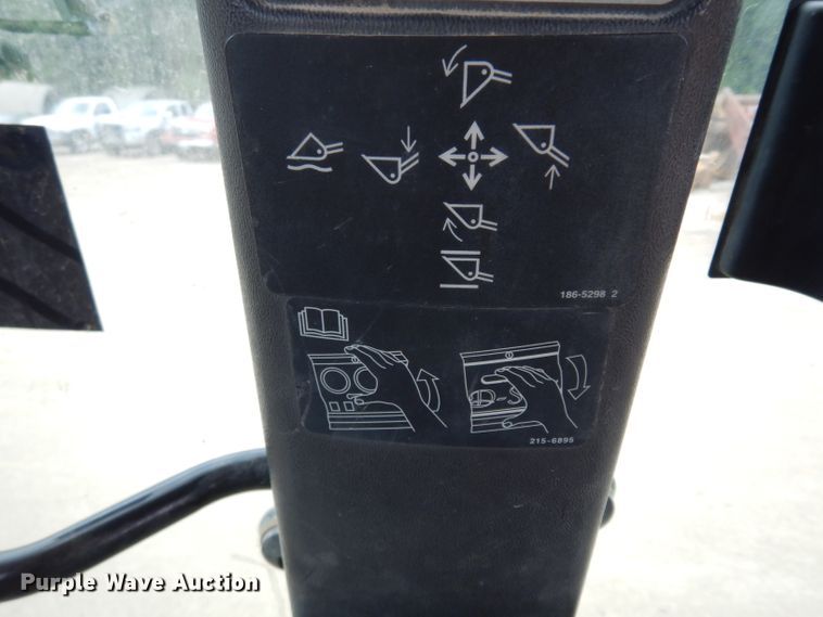 image for item HY9512 2003 Caterpillar 420D  backhoe