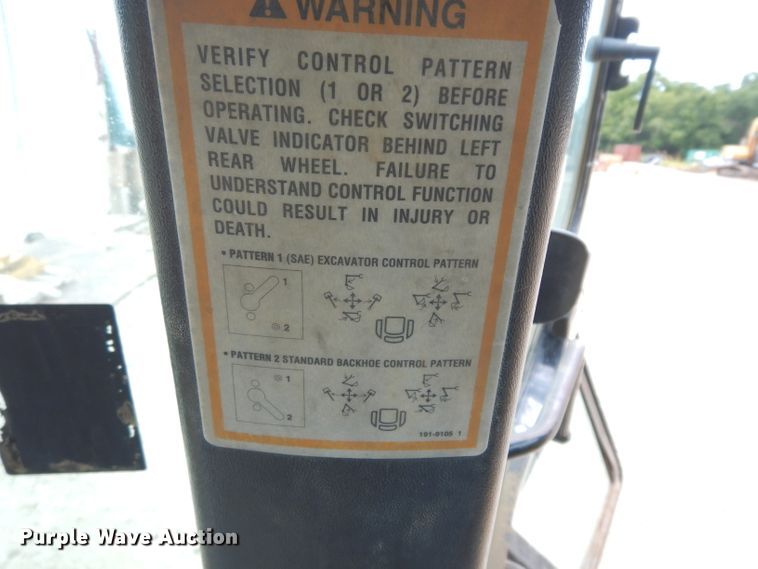 image for item HY9512 2003 Caterpillar 420D  backhoe