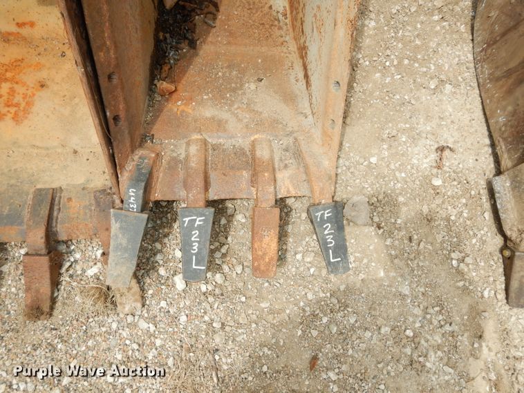 image for item HY9512 2003 Caterpillar 420D  backhoe