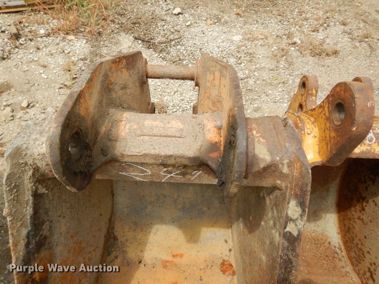 image for item HY9512 2003 Caterpillar 420D  backhoe