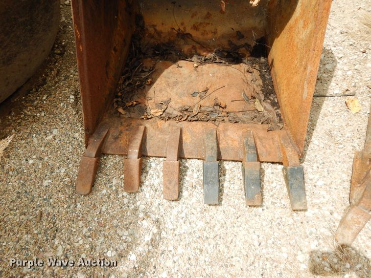 image for item HY9512 2003 Caterpillar 420D  backhoe