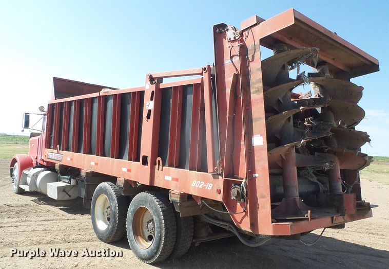 image for item DD0301 1997 Peterbilt 378  manure spreader truck