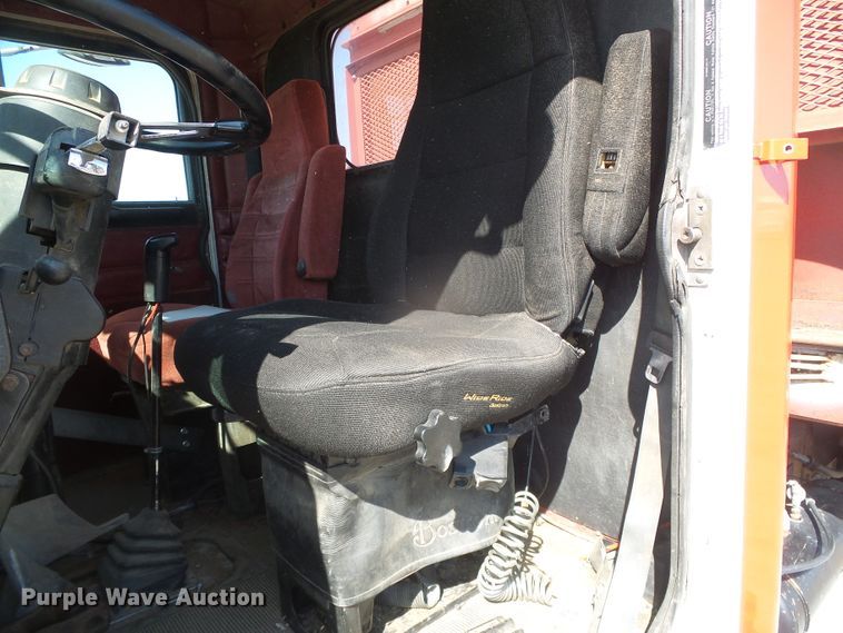 image for item DD0301 1997 Peterbilt 378  manure spreader truck