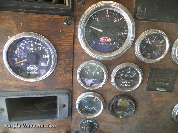 image for item DD0301 1997 Peterbilt 378  manure spreader truck