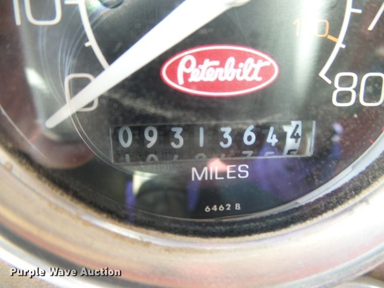 image for item DD0301 1997 Peterbilt 378  manure spreader truck