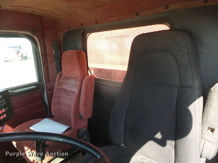 image for item DD0301 1997 Peterbilt 378  manure spreader truck