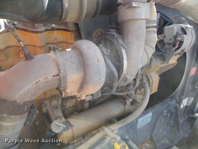 image for item DD0301 1997 Peterbilt 378  manure spreader truck