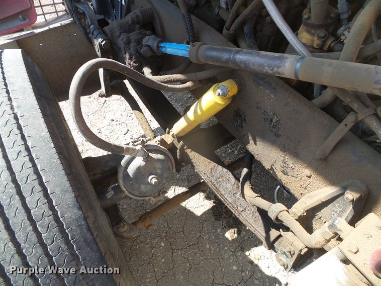 image for item DD0301 1997 Peterbilt 378  manure spreader truck