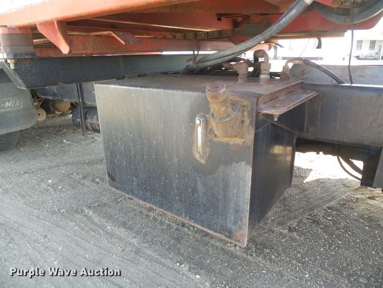 image for item DD0301 1997 Peterbilt 378  manure spreader truck