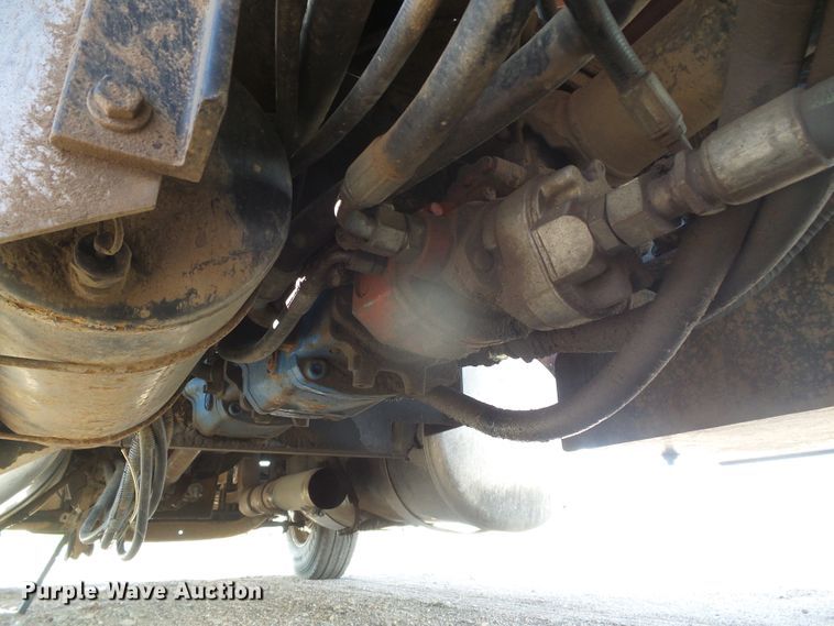 image for item DD0301 1997 Peterbilt 378  manure spreader truck