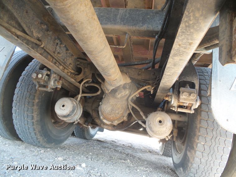 image for item DD0301 1997 Peterbilt 378  manure spreader truck