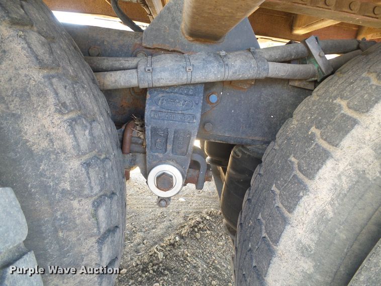 image for item DD0301 1997 Peterbilt 378  manure spreader truck