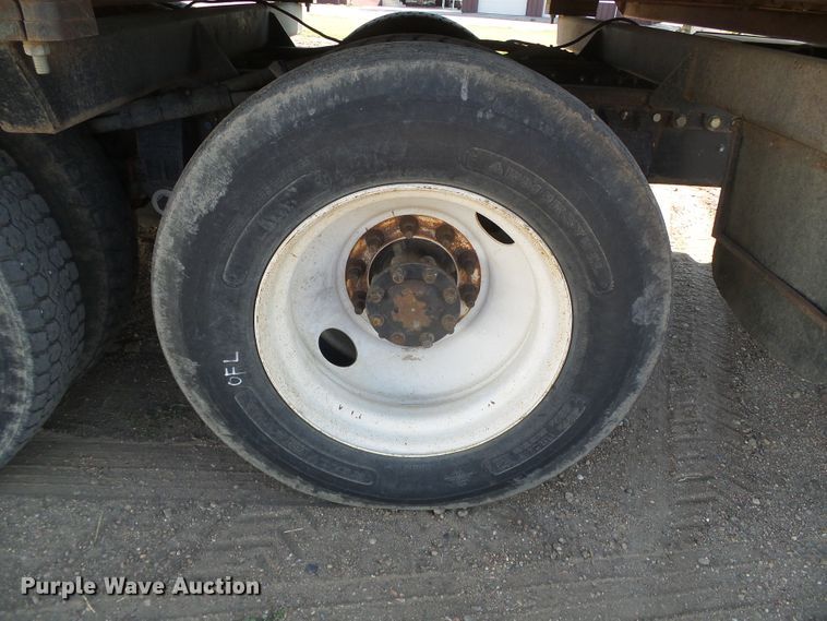 image for item DD0301 1997 Peterbilt 378  manure spreader truck