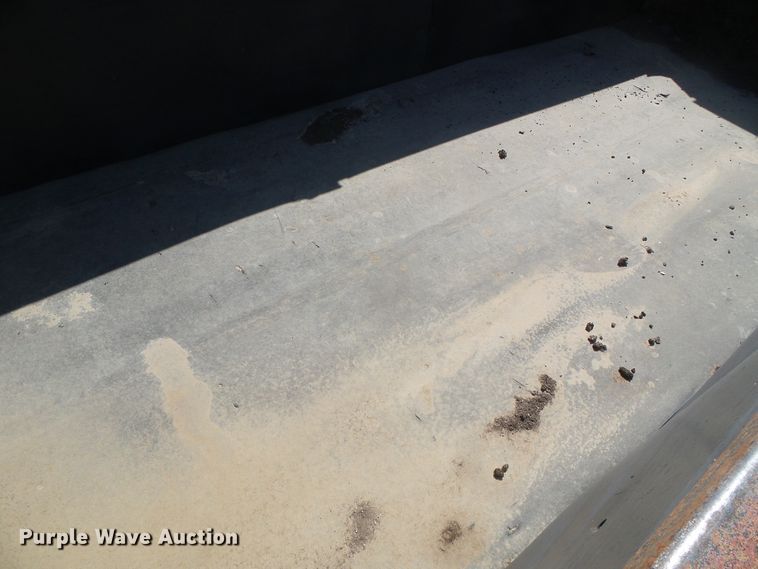 image for item DD0301 1997 Peterbilt 378  manure spreader truck