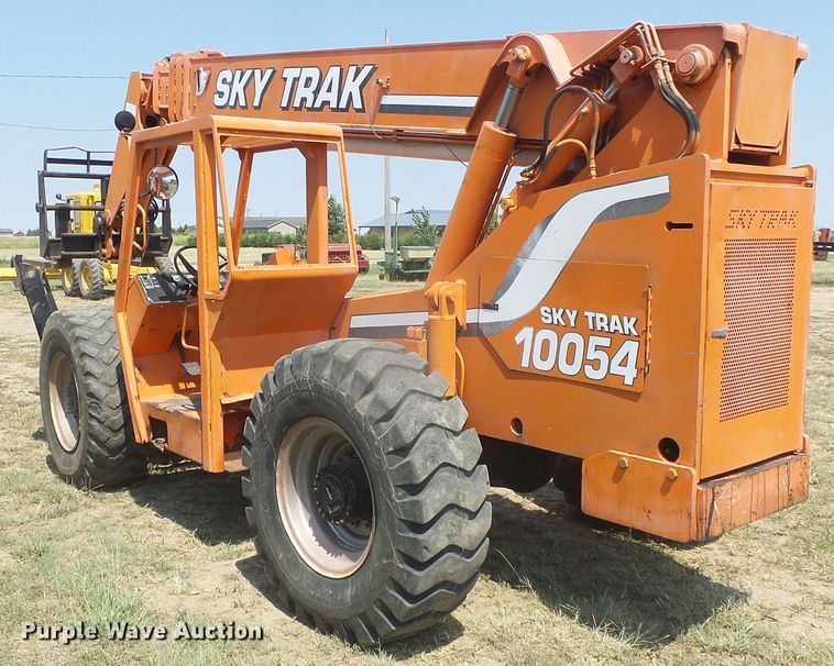 image for item DD0310 SkyTrak 10054  telehandler