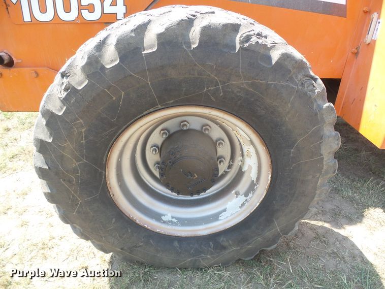 image for item DD0310 SkyTrak 10054  telehandler