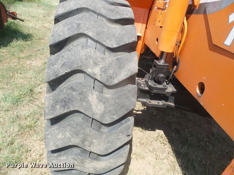 image for item DD0310 SkyTrak 10054  telehandler