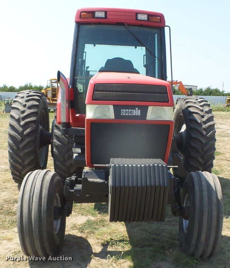 image for item DD0312 Case IH 7130  tractor