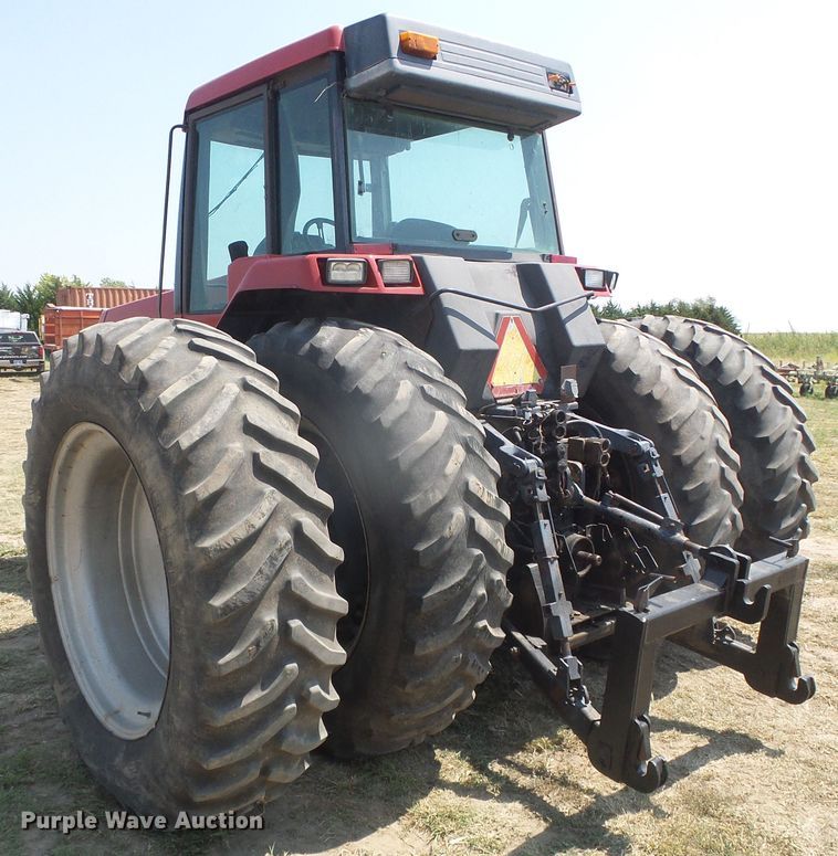 image for item DD0312 Case IH 7130  tractor