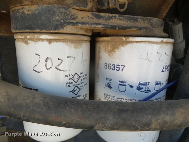 image for item DD0312 Case IH 7130  tractor