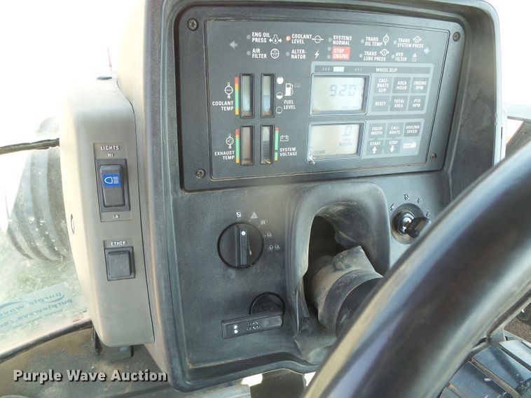 image for item DD0312 Case IH 7130  tractor