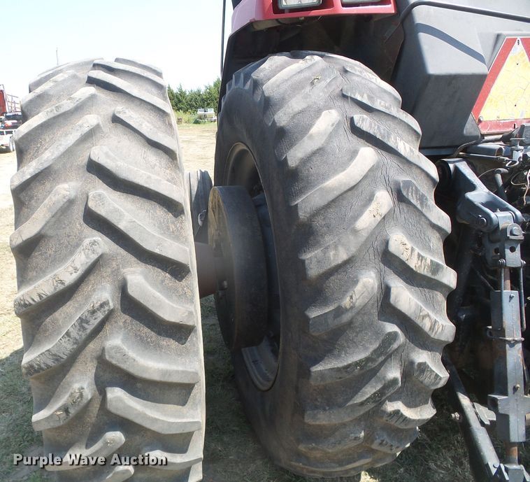 image for item DD0312 Case IH 7130  tractor