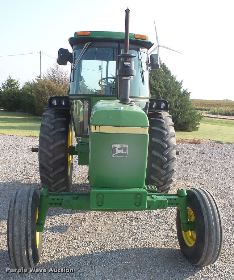 image for item DD0318 1979 John Deere 4040  tractor