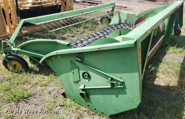 image for item DE4478 John Deere 212 pickup head