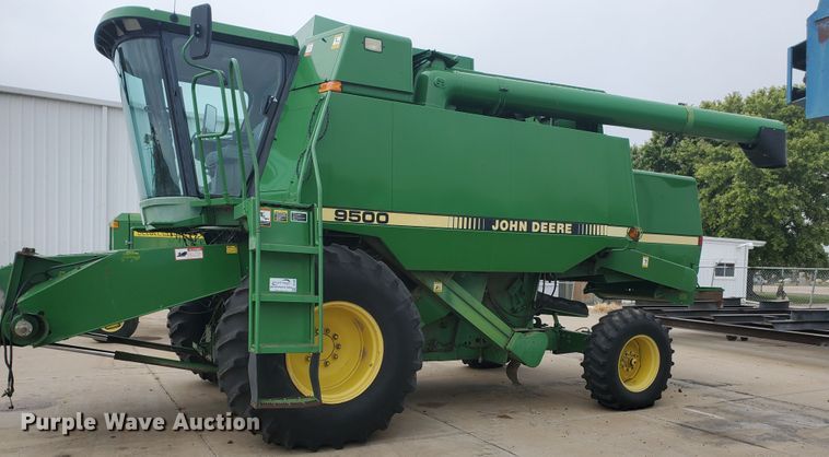 image for item DE4486 John Deere 9500 combine