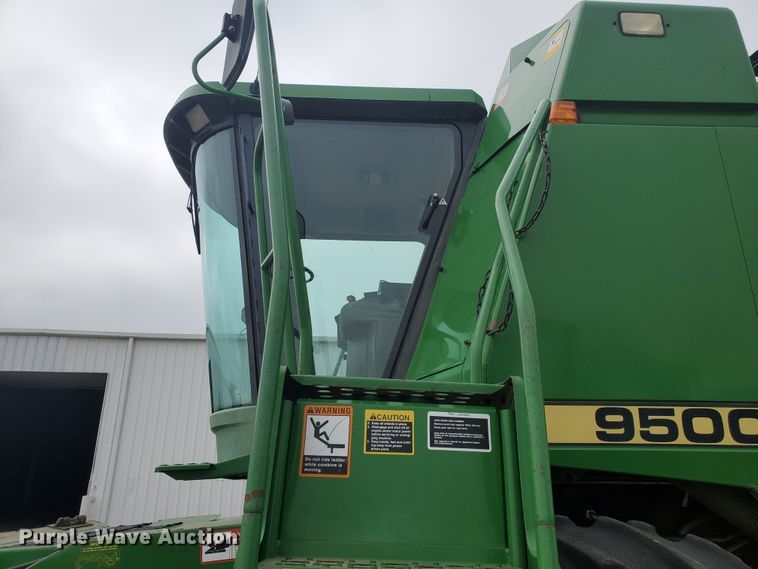 image for item DE4486 John Deere 9500 combine