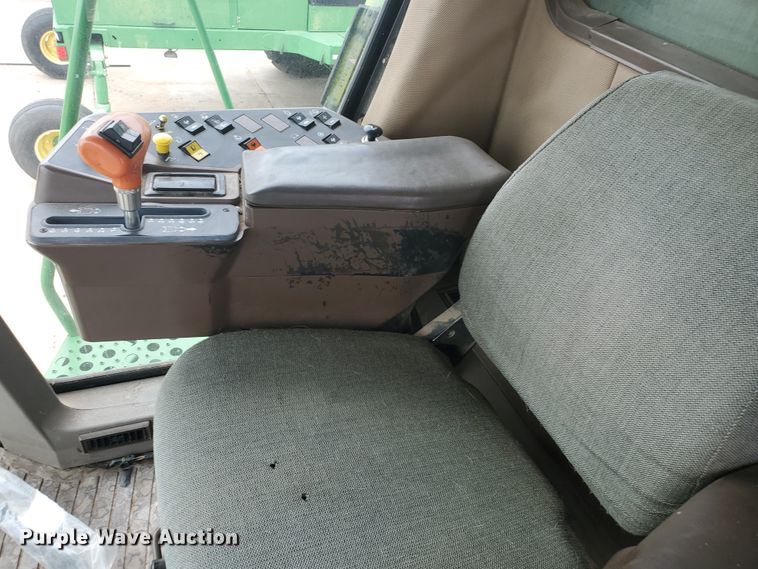 image for item DE4486 John Deere 9500 combine