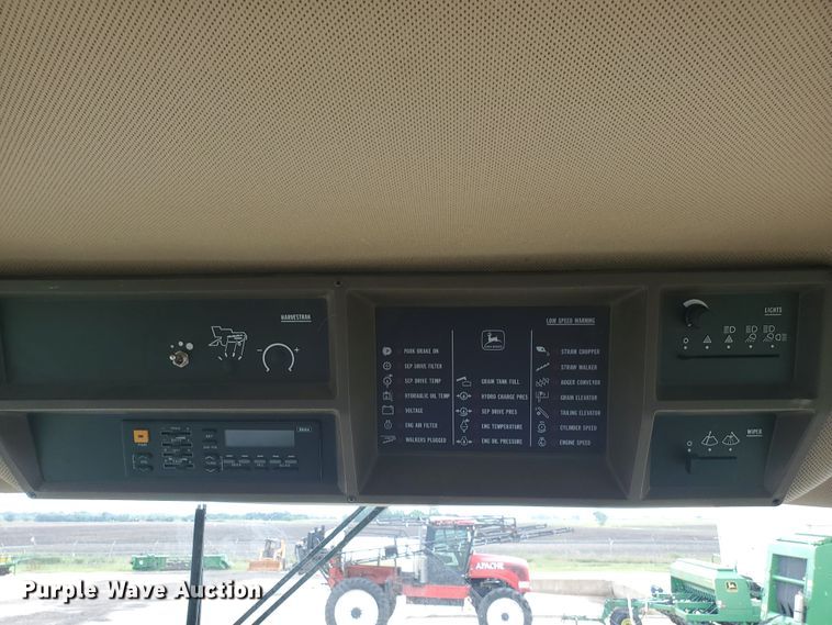 image for item DE4486 John Deere 9500 combine