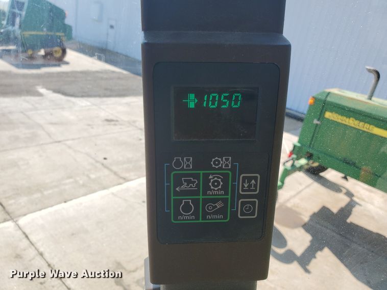 image for item DE4486 John Deere 9500 combine