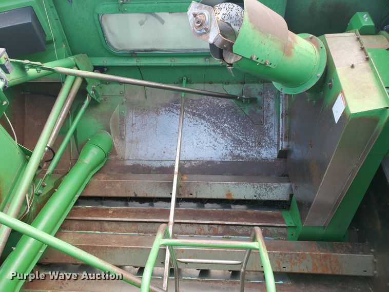 image for item DE4486 John Deere 9500 combine