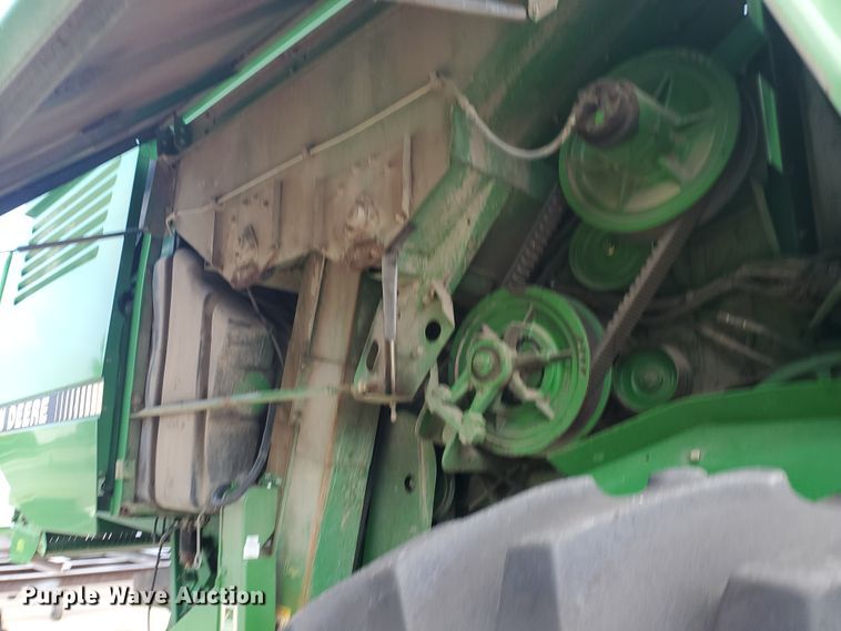 image for item DE4486 John Deere 9500 combine