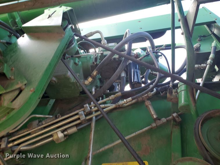 image for item DE4486 John Deere 9500 combine