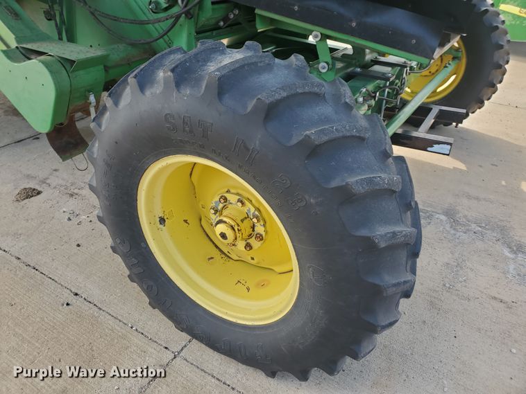 image for item DE4486 John Deere 9500 combine