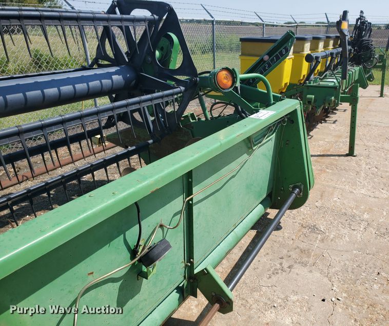 image for item DE4495 John Deere 925F flex head