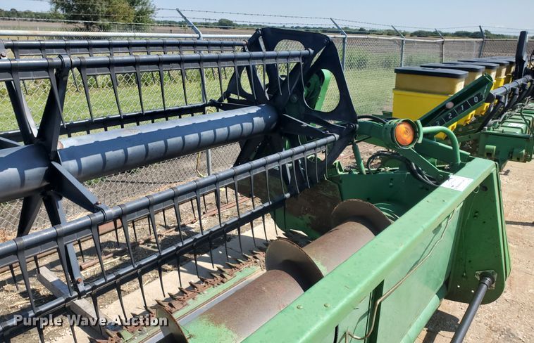 image for item DE4495 John Deere 925F flex head