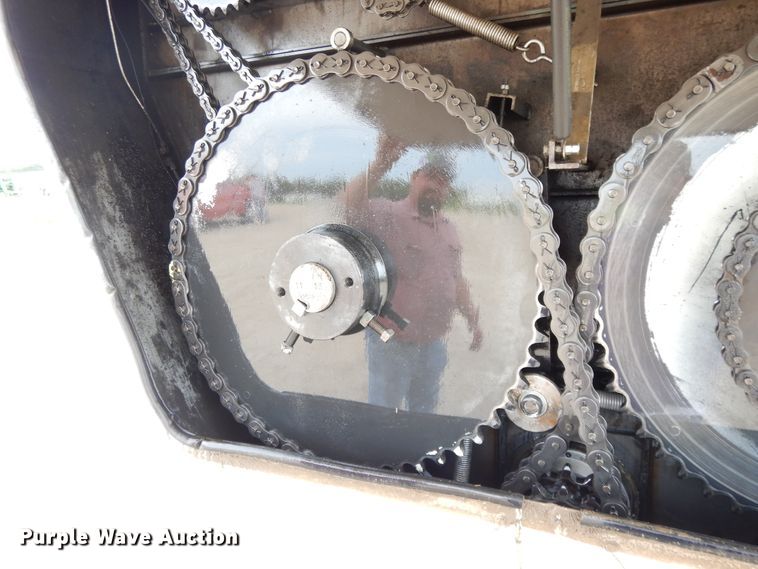 image for item DF5293 2007 Kenworth T300  feed mixer truck