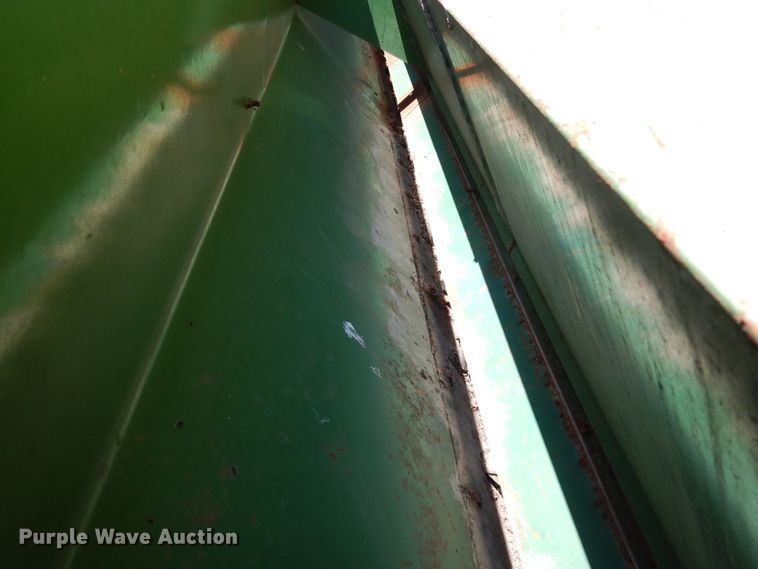 image for item DF5317 John Deere 8350 grain drill