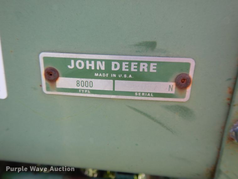 image for item DF5317 John Deere 8350 grain drill
