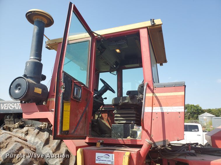 image for item DF5631 1984 Versatile 555  4WD tractor