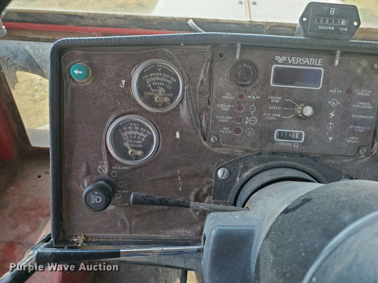 image for item DF5631 1984 Versatile 555  4WD tractor