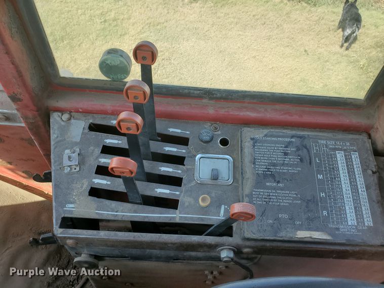 image for item DF5631 1984 Versatile 555  4WD tractor