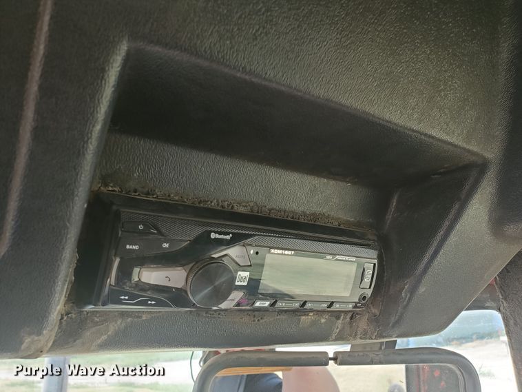 image for item DF5631 1984 Versatile 555  4WD tractor