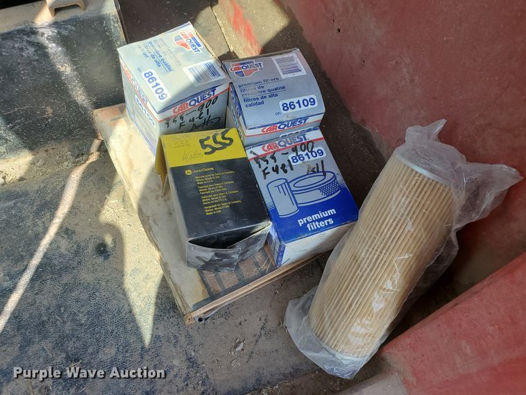 image for item DF5631 1984 Versatile 555  4WD tractor