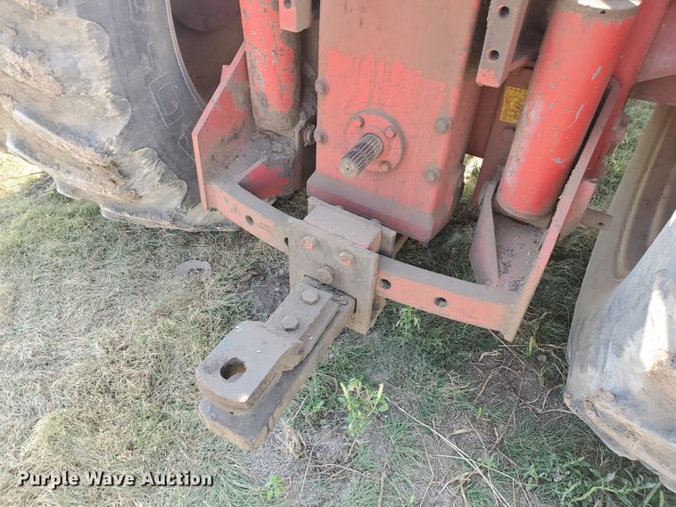 image for item DF5631 1984 Versatile 555  4WD tractor