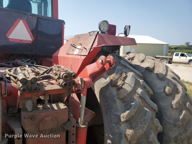 image for item DF5631 1984 Versatile 555  4WD tractor