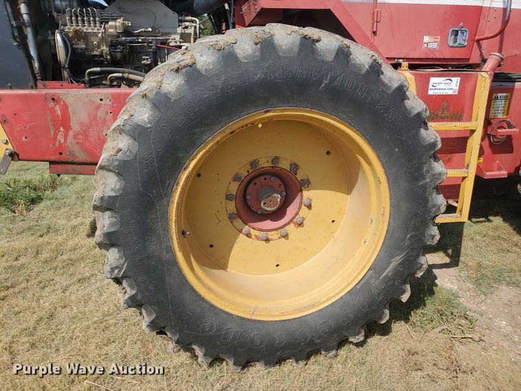 image for item DF5631 1984 Versatile 555  4WD tractor